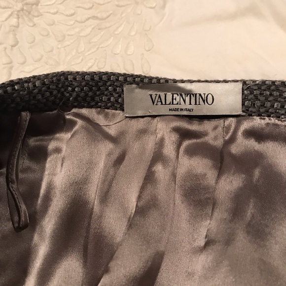 Valentino Dresses & Skirts - Valentino grey pencil skirt, medium 12 EUC